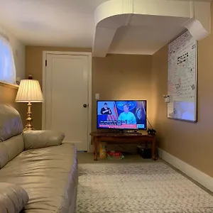 Private 3 Bedrooms&living Near U-district Seattle