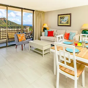 Diamond Head & Ocean View Gem Near Waikiki Beach, Parking's On Us Honolulu