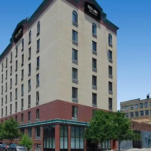 Red Lion & Long Island Hotell