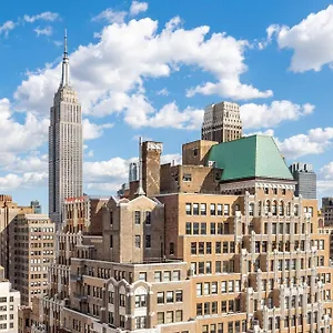 Courtyard By Marriott Times Square West מלון